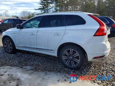 Drugie zdjęcie samochodu z przodu: 2016 VOLVO XC60 T5 PREMIER VIN:YV4612RK3G2849381 - miniatura