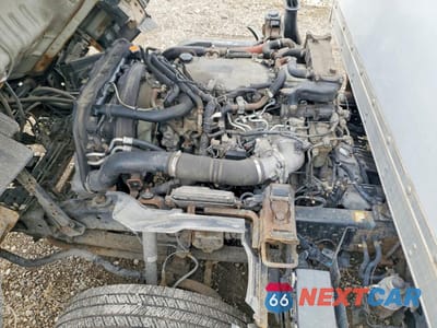 Zdjęcie 12 z 13 samochodu: 2012 ISUZU NPR HD BOX TRUCK VIN:JALC4W169C7000600 - miniatura