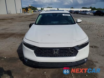 Piąte zdjęcie samochodu w środku: 2024 HONDA ACCORD TOURING HYBRID VIN:1HGCY2F87RA071879 - miniatura