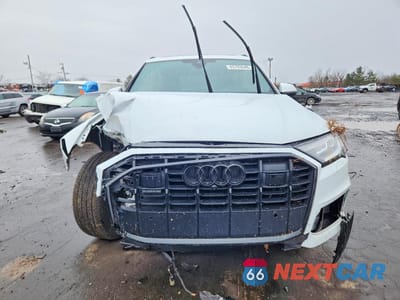 Piąte zdjęcie samochodu w środku: 2023 AUDI Q7 PRESTIGE VIN:WA1VXBF78PD002206 - miniatura