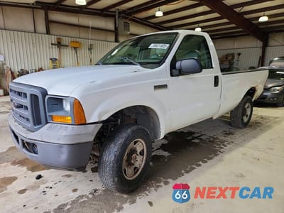 2005 FORD F250 1FTNF21555EB72402 - główne zdjęcie licytacji z USA - miniatura