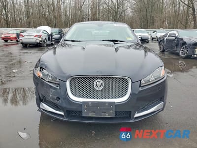 Piąte zdjęcie samochodu w środku: 2013 JAGUAR XF VIN:SAJWA0ES4DPS66055 - miniatura
