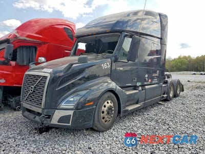 Drugie zdjęcie samochodu z przodu: 2021 VOLVO VNL SEMI TRUCK VIN:4V4NC9EG0MN271743 - miniatura