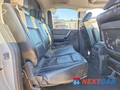 Zdjęcie 10 z 12 samochodu: 2011 NISSAN TITAN SV VIN:1N6AA0EC2BN303207 - miniatura