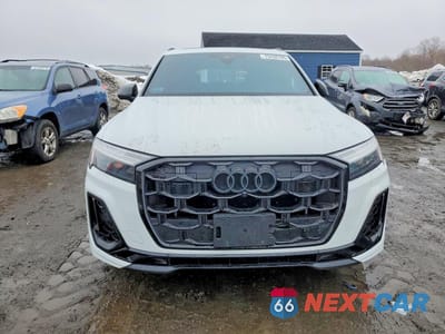 Piąte zdjęcie samochodu w środku: 2025 AUDI SQ7 PRESTIGE VIN:WA1VWBF77SD006064 - miniatura