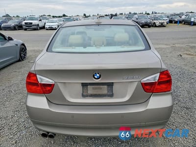 Zdjęcie 6 z 12 samochodu: 2008 BMW 328 I VIN:WBAVA37518NL54384 - miniatura
