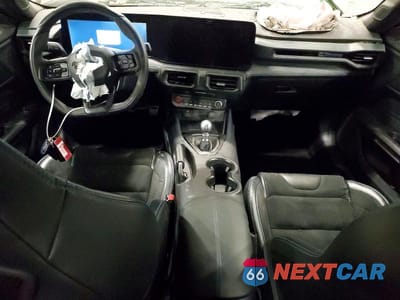 Zdjęcie 8 z 12 samochodu: 2024 FORD MUSTANG DARK HORSE VIN:1FA6P8R08R5502252 - miniatura