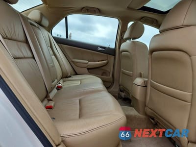 Zdjęcie 10 z 12 samochodu: 2004 HONDA ACCORD EX VIN:1HGCM56874A143301 - miniatura