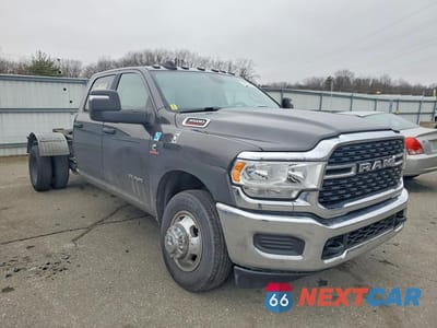 Czwarte zdjęcie samochodu z boku: 2024 RAM 3500 BIG HORN VIN:3C63RRHL8RG149018 - miniatura