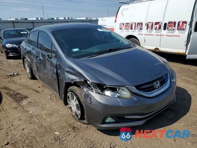 Czwarte zdjęcie samochodu z boku: 2013 HONDA CIVIC HYBRID L VIN:19XFB4F30DE003409 - miniatura
