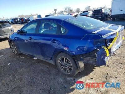 Drugie zdjęcie samochodu z przodu: 2023 KIA FORTE LXS VIN:3KPF24ADXPE565922 - miniatura