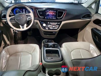 Zdjęcie 8 z 12 samochodu: 2020 CHRYSLER PACIFICA LIMITED VIN:2C4RC1GGXLR144219 - miniatura