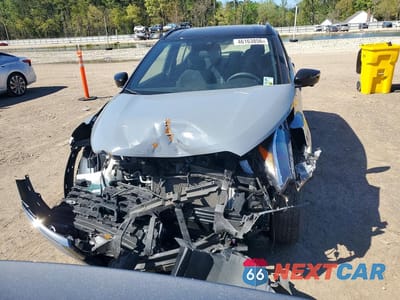 Piąte zdjęcie samochodu w środku: 2023 NISSAN KICKS SR VIN:3N1CP5DV9PL537512 - miniatura