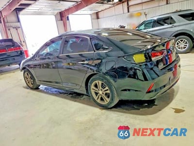 Drugie zdjęcie samochodu z przodu: 2019 HYUNDAI SONATA SEL VIN:5NPE34AF3KH782632 - miniatura