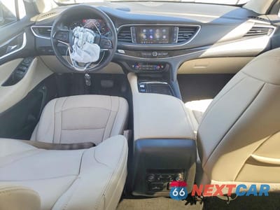 Zdjęcie 8 z 12 samochodu: 2023 BUICK ENCLAVE PREMIUM VIN:5GAEVBKW2PJ195416 - miniatura