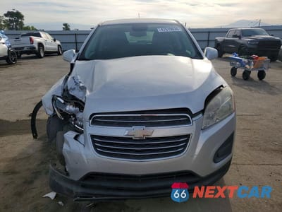 Piąte zdjęcie samochodu w środku: 2015 CHEVROLET TRAX LS VIN:KL7CJKSB0FB146901 - miniatura