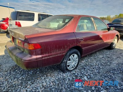 Trzecie zdjęcie samochodu z tyłu: 2001 TOYOTA CAMRY LE VIN:4T1BG22K91U805032 - miniatura