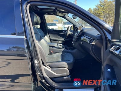 Piąte zdjęcie samochodu w środku: 2018 MERCEDES-BENZ GLE 350 VIN:4JGDA5JB9JB137192 - miniatura