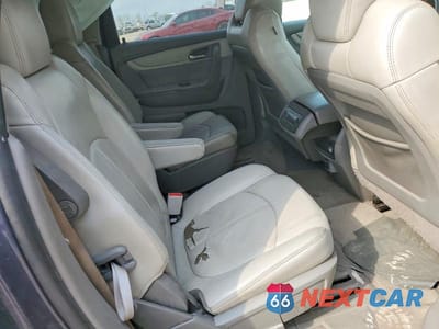 Zdjęcie 10 z 12 samochodu: 2014 CHEV TRAVERSE VIN:1GNKRHKD6EJ171521 - miniatura