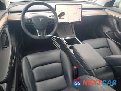 Zdjęcie 8 z 12 samochodu: 2023 TESLA MODEL 3 VIN:5YJ3E1EB6PF391990 - miniatura