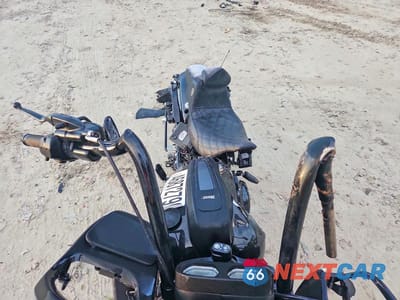 Piąte zdjęcie samochodu w środku: 2021 HARLEY-DAVIDSON FLTRXS VIN:1HD1KTP1XMB674163 - miniatura