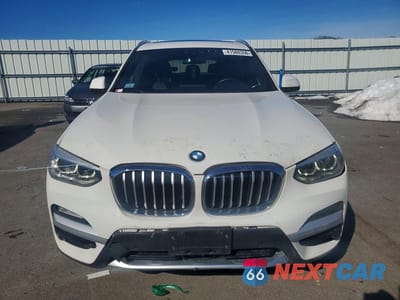 Piąte zdjęcie samochodu w środku: 2019 BMW X3 XDRIVE30I VIN:5UXTR9C50KLR10990 - miniatura