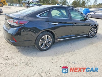 Trzecie zdjęcie samochodu z tyłu: 2019 HYUNDAI SONATA PLUG-IN HYBRID LIMITED VIN:KMHE54L25KA094316 - miniatura