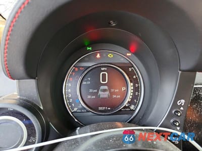Zdjęcie 9 z 12 samochodu: 2015 FIAT 500 ABARTH VIN:3C3CFFFH1FT512880 - miniatura