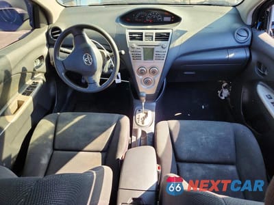 Zdjęcie 8 z 12 samochodu: 2009 TOYOTA YARIS BASE VIN:JTDBT903094054287 - miniatura