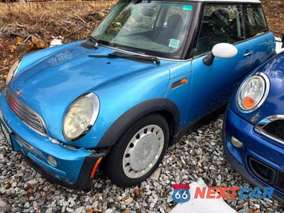 Drugie zdjęcie samochodu z przodu: 2004 MINI COOPER VIN:WMWRC33444T354162 - miniatura