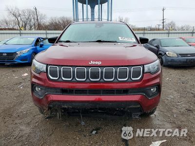 Piąte zdjęcie samochodu w środku: 2022 JEEP COMPASS LATITUDE LUX VIN:3C4NJDFB7NT179196 - miniatura