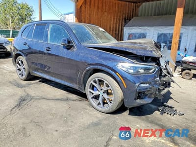 Czwarte zdjęcie samochodu z boku: 2019 BMW X5 XDRIVE50I VIN:5UXJU2C54KLN64830 - miniatura