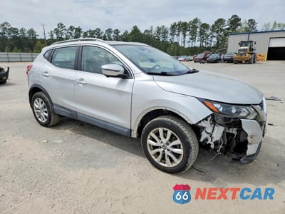 Czwarte zdjęcie samochodu z boku: 2020 NISSAN ROGUE SPORT SV VIN:JN1BJ1CW5LW373485 - miniatura