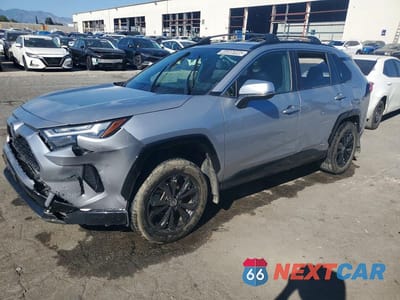 2022 TOYOTA RAV4 HYBRID SE JTM16RFVXND048728 - główne zdjęcie licytacji z USA - miniatura