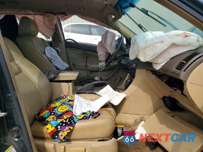 Zdjęcie 7 z 12 samochodu: 2004 HONDA ACCORD EX VIN:1HGCM66544A098250 - miniatura