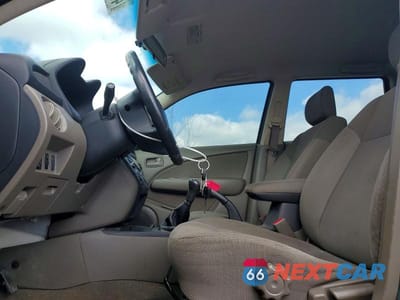 Zdjęcie 7 z 12 samochodu: 2005 MITSUBISHI OUTLANDER LS VIN:JA4LX31F95U605495 - miniatura