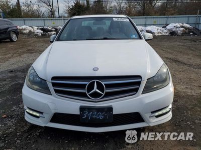 Piąte zdjęcie samochodu w środku: 2014 MERCEDES-BENZ C 300 4MATIC VIN:WDDGF8AB8ER317061 - miniatura