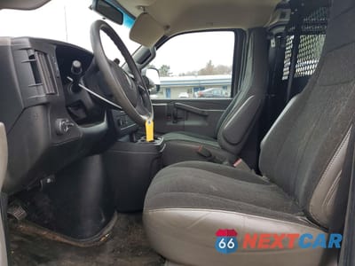 Zdjęcie 7 z 14 samochodu: 2021 GMC SAVANA 2500 CARGO UTILITY / SERVICE VAN VIN:1GTW7AFP9M1307098 - miniatura