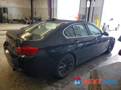 Trzecie zdjęcie samochodu z tyłu: 2016 BMW 528 XI VIN:WBA5A7C57GG147854 - miniatura