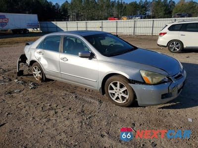 Czwarte zdjęcie samochodu z boku: 2003 HONDA ACCORD EX VIN:1HGCM66803A040189 - miniatura