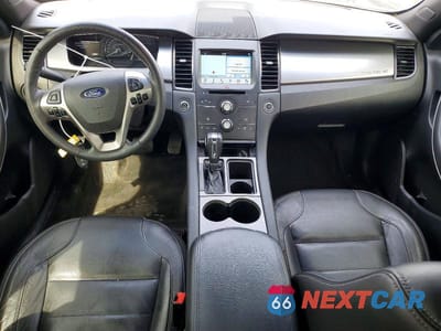 Zdjęcie 8 z 11 samochodu: 2018 FORD TAURUS SEL VIN:1FAHP2E82JG113553 - miniatura