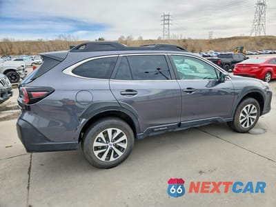 Trzecie zdjęcie samochodu z tyłu: 2025 SUBARU OUTBACK PREMIUM VIN:4S4BTAFC4S3333578 - miniatura
