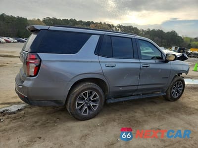 Trzecie zdjęcie samochodu z tyłu: 2022 CHEVROLET TAHOE K1500 Z71 VIN:1GNSKPKD8NR310600 - miniatura