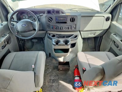 Zdjęcie 8 z 12 samochodu: 2013 FORD ECONOLINE E250 VAN VIN:1FTNE2EW2DDA54060 - miniatura