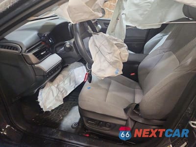 Zdjęcie 7 z 11 samochodu: 2025 TOYOTA CAMRY LE VIN:4T1DAACK8SU631149 - miniatura
