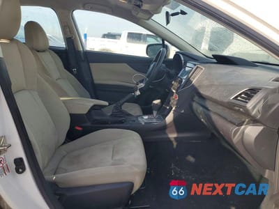 Zdjęcie 7 z 13 samochodu: 2017 SUBARU IMPREZA PREMIUM PLUS VIN:4S3GTAD66H3715949 - miniatura