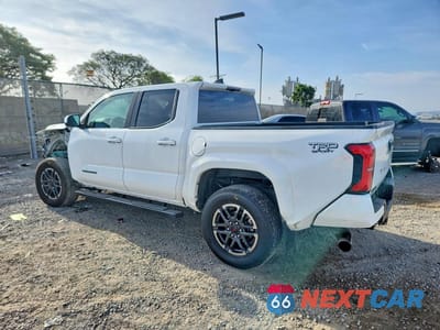 Drugie zdjęcie samochodu z przodu: 2024 TOYOTA TACOMA TRD SPORT VIN:3TMLB5JN3RM060976 - miniatura