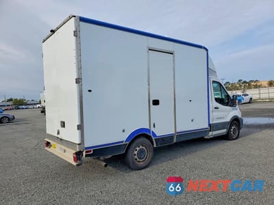 Trzecie zdjęcie samochodu z tyłu: 2021 FORD TRANSIT DELIVERY TRUCK VIN:1FDBW5Z89MKA79946 - miniatura