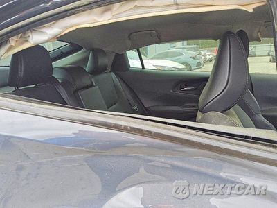 Zdjęcie 10 z 12 samochodu: 2024 TOYOTA PRIUS XLE VIN:JTDADABU9R3009645 - miniatura