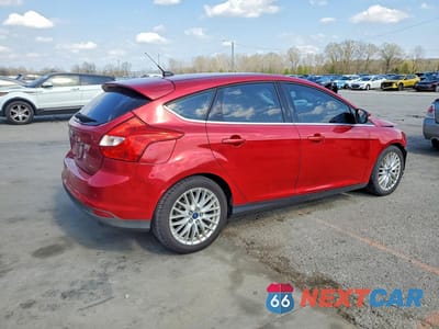 Trzecie zdjęcie samochodu z tyłu: 2012 FORD FOCUS SEL VIN:1FAHP3M28CL293960 - miniatura